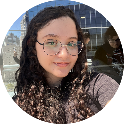 Selfie de perfil da Amanda